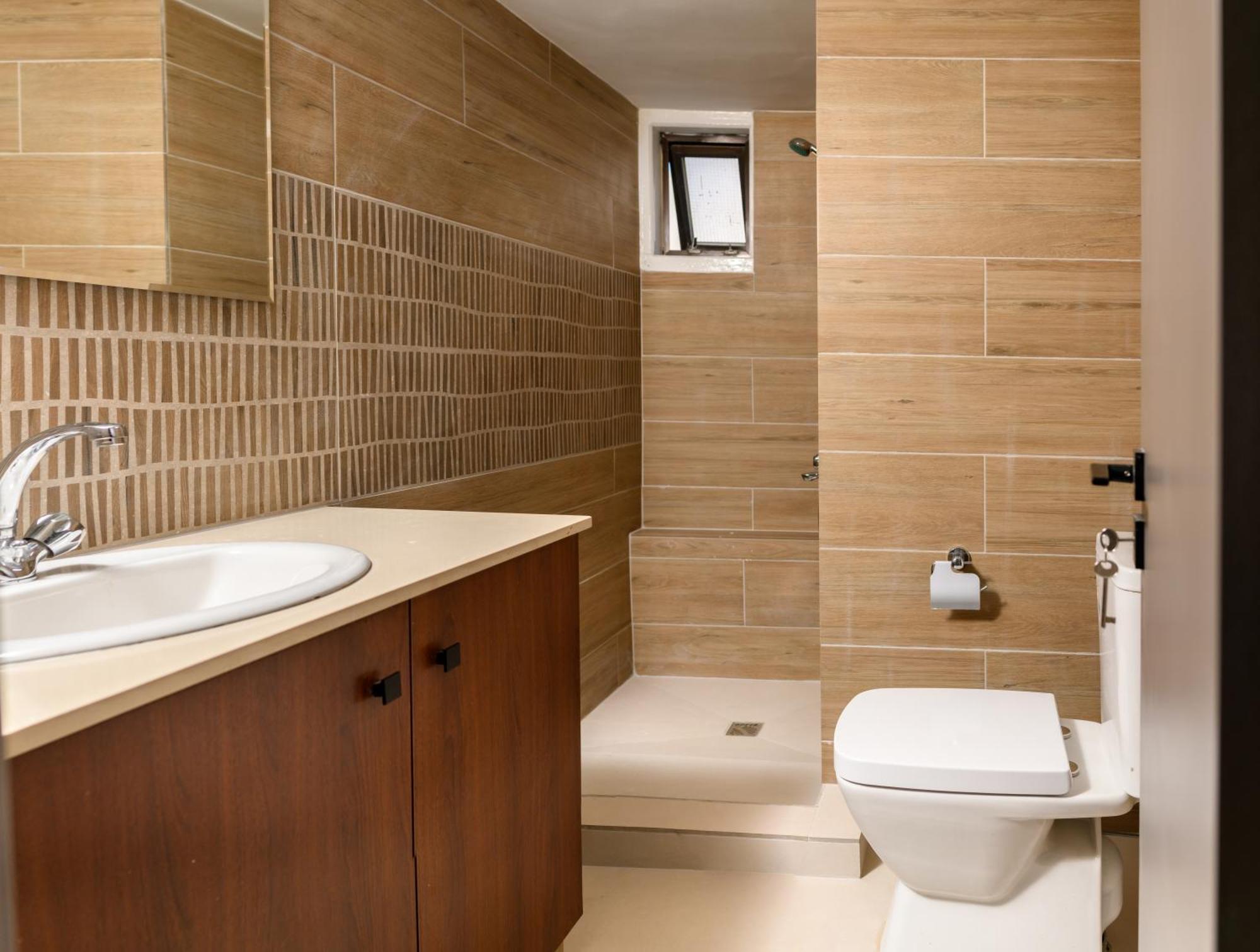 Ollies 3 Bedroom Apartment Larnaca Extérieur photo