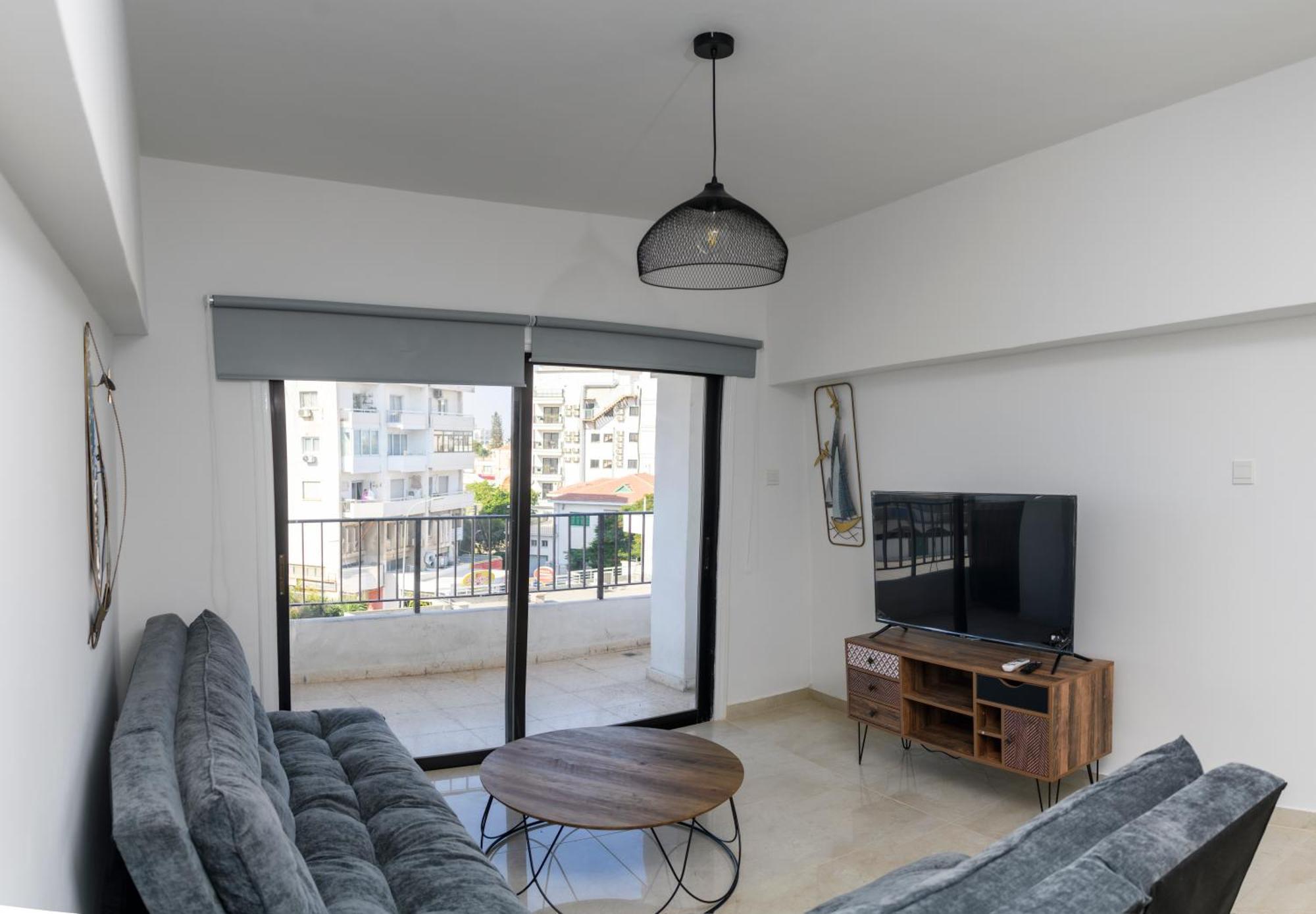 Ollies 3 Bedroom Apartment Larnaca Extérieur photo
