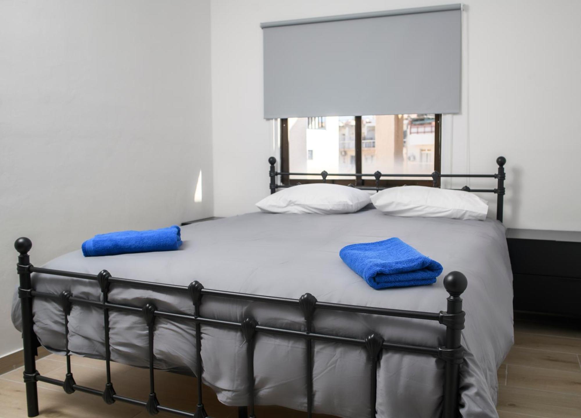 Ollies 3 Bedroom Apartment Larnaca Extérieur photo